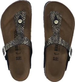 Birkenstock Slippers - Maat 40 - Vrouwen - Zwart - Goud 24 Birkenstock Slippers - Maat 40 - Vrouwen - Zwart - Goud -Birkenstock Winkel 1101x1200