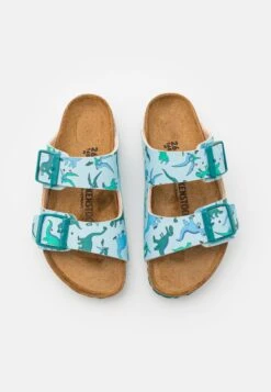 Birkenstock Arizona Kids Big Dino Unisex - Muiltjes - Light Blue 11 Birkenstock Arizona Kids Big Dino Unisex - Muiltjes - Light Blue -Birkenstock Winkel 26f19eece47d42e2b313f5071a631296