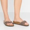 Birkenstock Madrid Bfbc Narrow - Pantoffels - Brown 2 Birkenstock Madrid Bfbc Narrow - Pantoffels - Brown -Birkenstock Winkel 31f5ea4b24ce4e58a1aaaa2716d29f0e