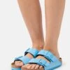 Birkenstock Arizona Narrow - Muiltjes - Sky Blue 1 Birkenstock Arizona Narrow - Muiltjes - Sky Blue -Birkenstock Winkel 383e09ebc993465ea77c42da1c5a5d90