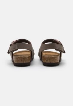 Birkenstock Milano Unisex - Sandalen - Mocha 10 Birkenstock Milano Unisex - Sandalen - Mocha -Birkenstock Winkel 52314556d3f94bcdb7c0880541001d3e