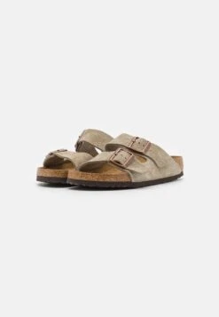 Birkenstock Arizona Soft Footbed Unisex - Pantoffels - Taupe 12 Birkenstock Arizona Soft Footbed Unisex - Pantoffels - Taupe -Birkenstock Winkel 5ea271456ef94cef96052052517b9113
