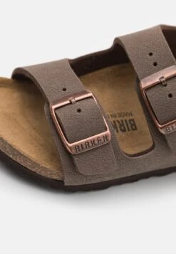 Birkenstock Milano Unisex - Sandalen - Mocha 13 Birkenstock Milano Unisex - Sandalen - Mocha -Birkenstock Winkel 86ea0eeaf5524acda61802e6e8922f7f