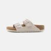 Birkenstock Arizona Unisex - Muiltjes - White 2 Birkenstock Arizona Unisex - Muiltjes - White -Birkenstock Winkel a5824eb3d71843d08b6863d4ffbea834