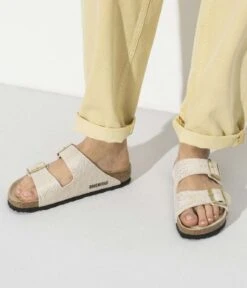 Birkenstock Arizona MF Shiny Python Narrow Eggshell -Birkenstock Winkel birkenstock arizona mf shiny python narrow slipper eggshell model2 600