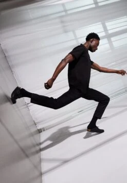 Birkenstock Boston Narrow Fit - Pantoffels - Schwarz