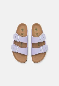 Birkenstock Arizona Vegan Narrow Fit - Pantoffels - Soft Purple Fog 17 Birkenstock Arizona Vegan Narrow Fit - Pantoffels - Soft Purple Fog -Birkenstock Winkel d20cbbacf6464a1b8f1cf2356fa3c02c